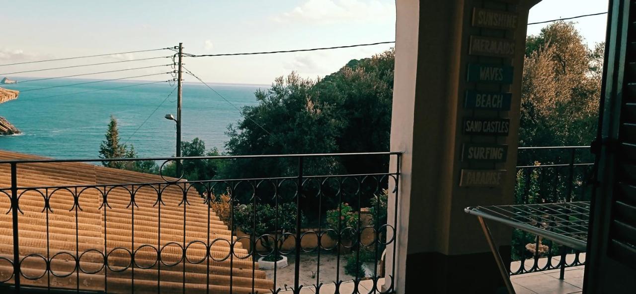 Vassilis Apartments パレオカストリッツア エクステリア 写真